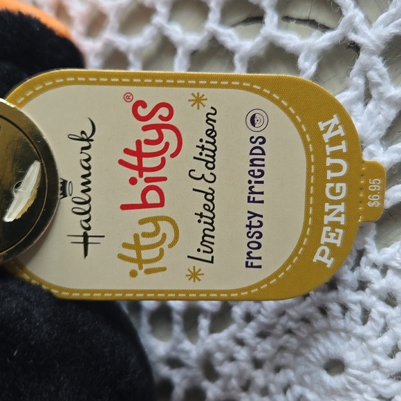2 VINTAGE HALLMARK ITTYBITTY'S LIMITED EDITION FROSTY FRIENDS - Picture 7 of 14